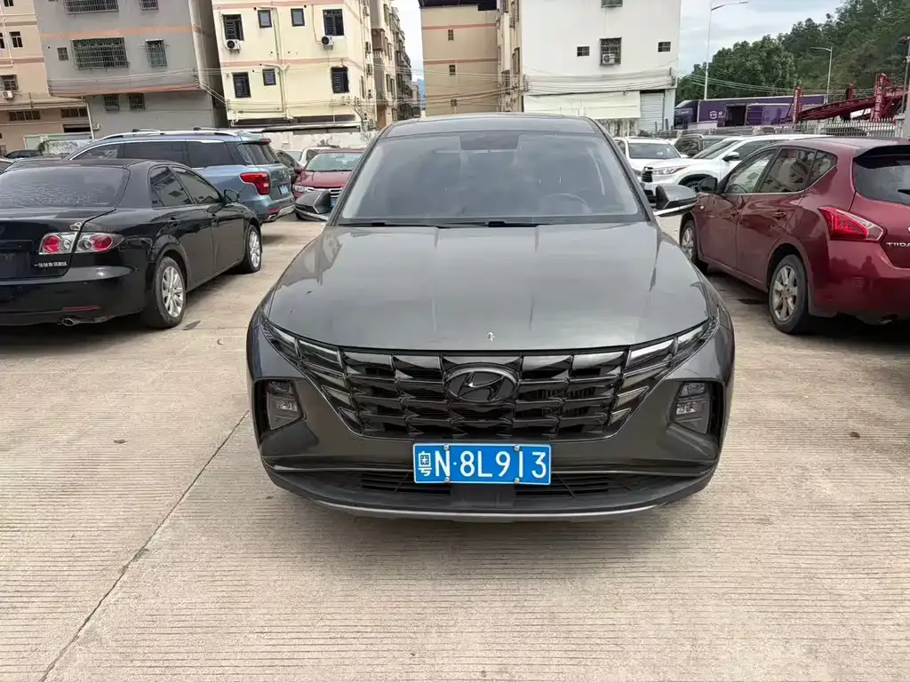 Hyundai Tucson — фото 1