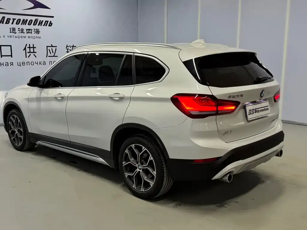 BMW X1 — фото 3