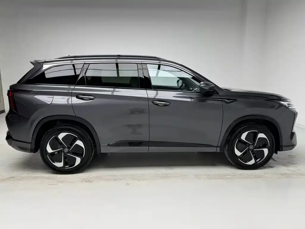 Changan CS75 PLUS iDD — фото 3