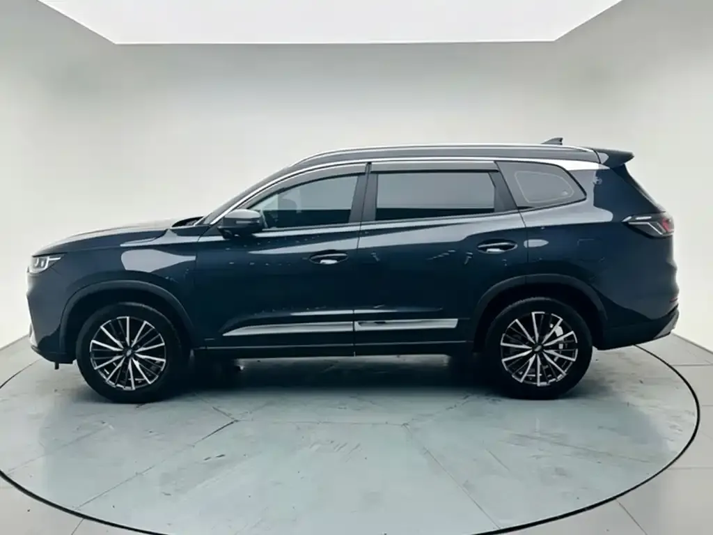Chery Tiggo 8 — фото 4