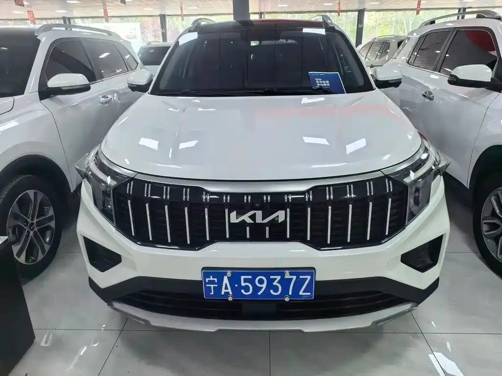 Kia Sportage — фото 6