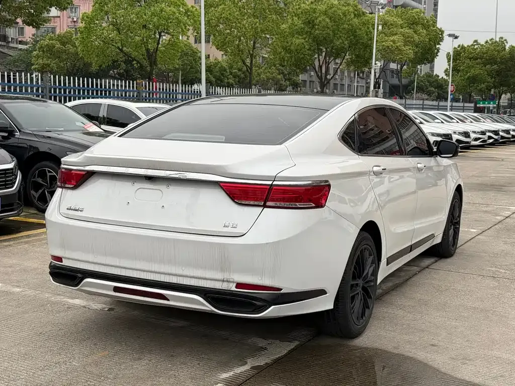 Geely Borui — фото 8