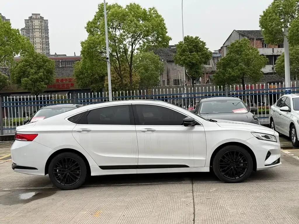Geely Borui — фото 6