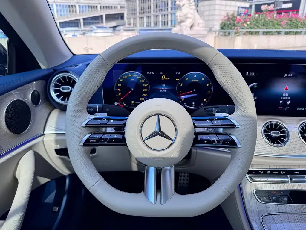 Mercedes-Benz E-Class (Import) — фото 8
