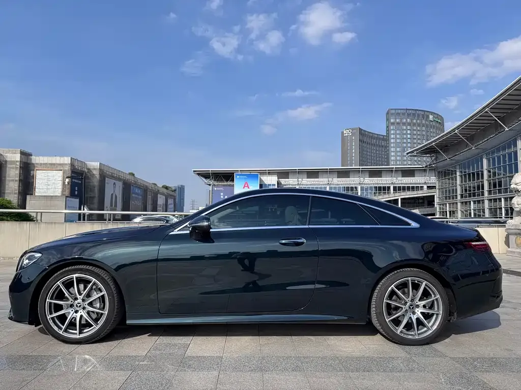 Mercedes-Benz E-Class (Import) — фото 7