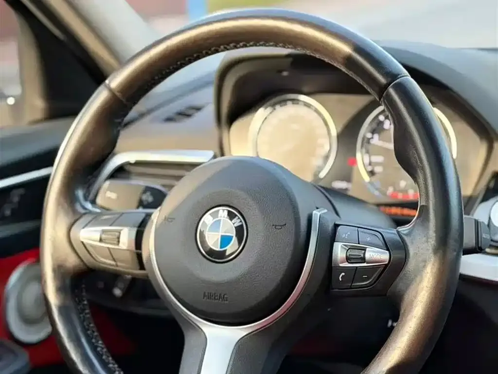 BMW 1 Series — фото 4