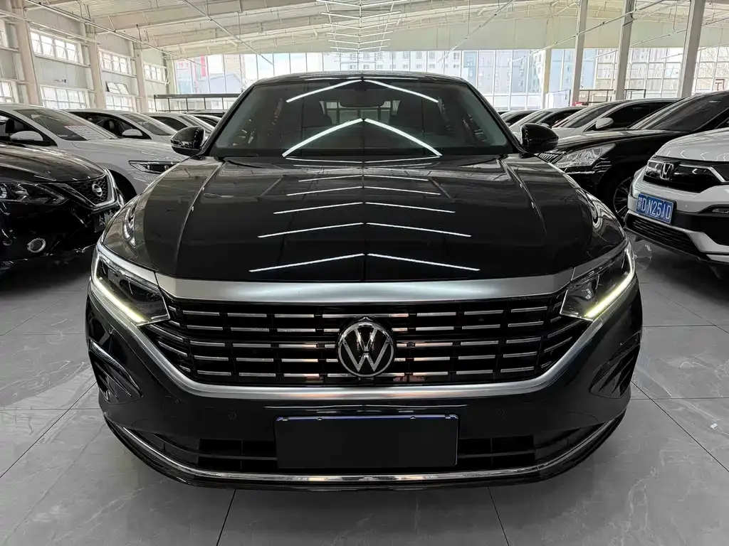 Volkswagen Passat — фото 9