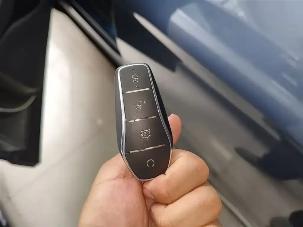 BYD Seal 07 EV — фото 2