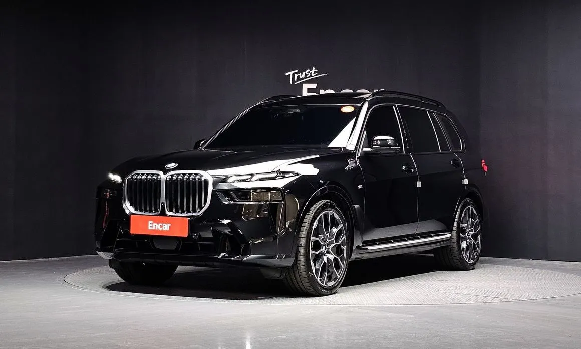 BMW X7 — фото 1