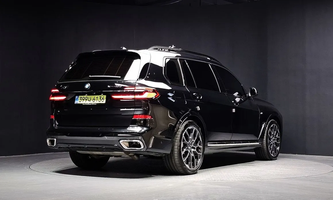 BMW X7 — фото 2