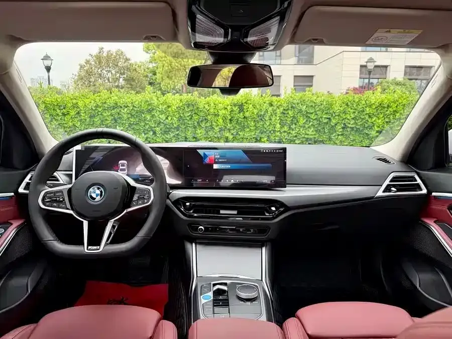 BMW i3 — фото 10