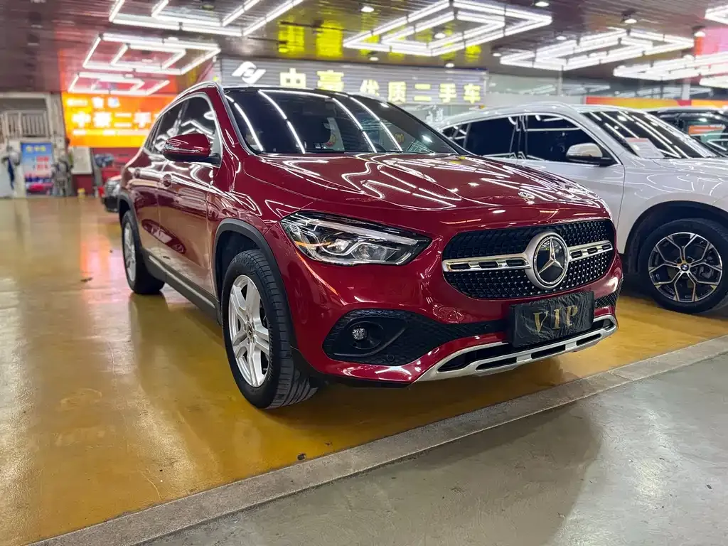 Mercedes-Benz GLA — фото 6