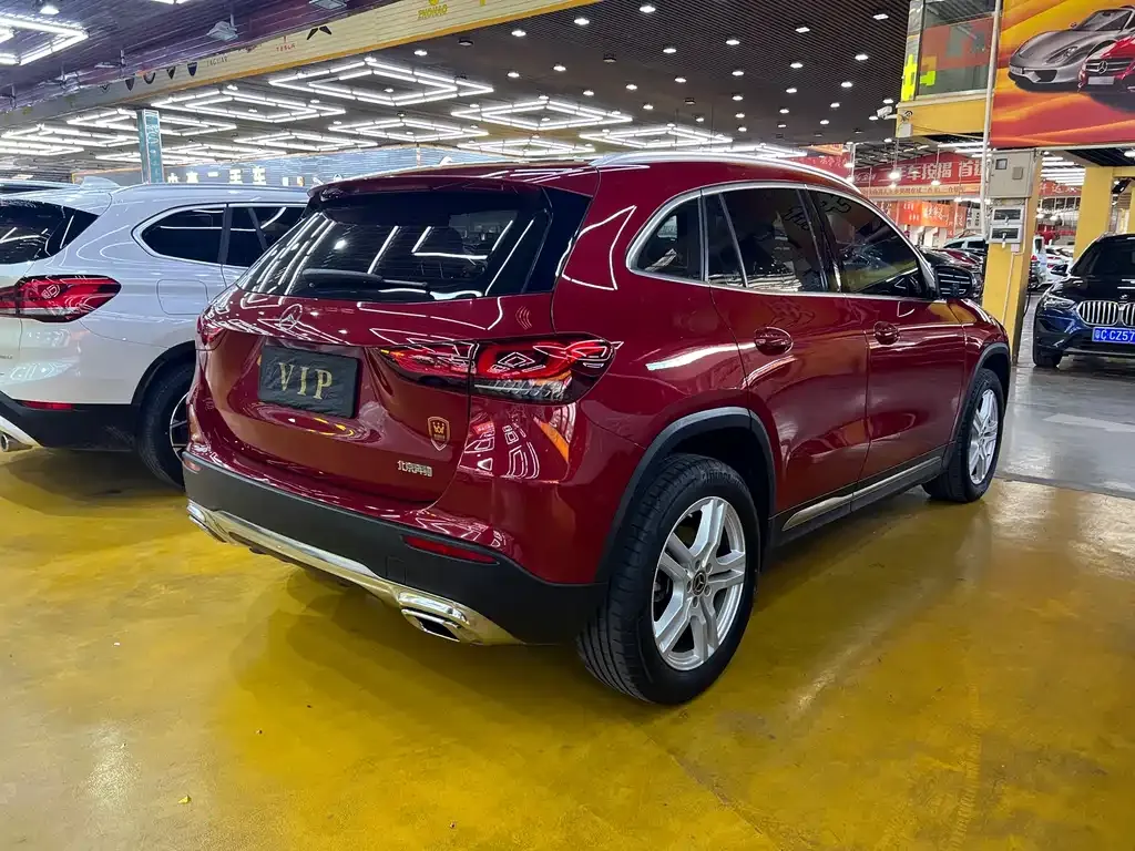 Mercedes-Benz GLA — фото 9