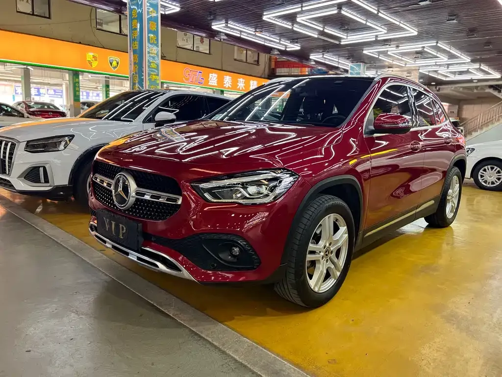Mercedes-Benz GLA — фото 10