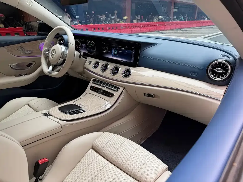 Mercedes-Benz E-Class (Import) — фото 5