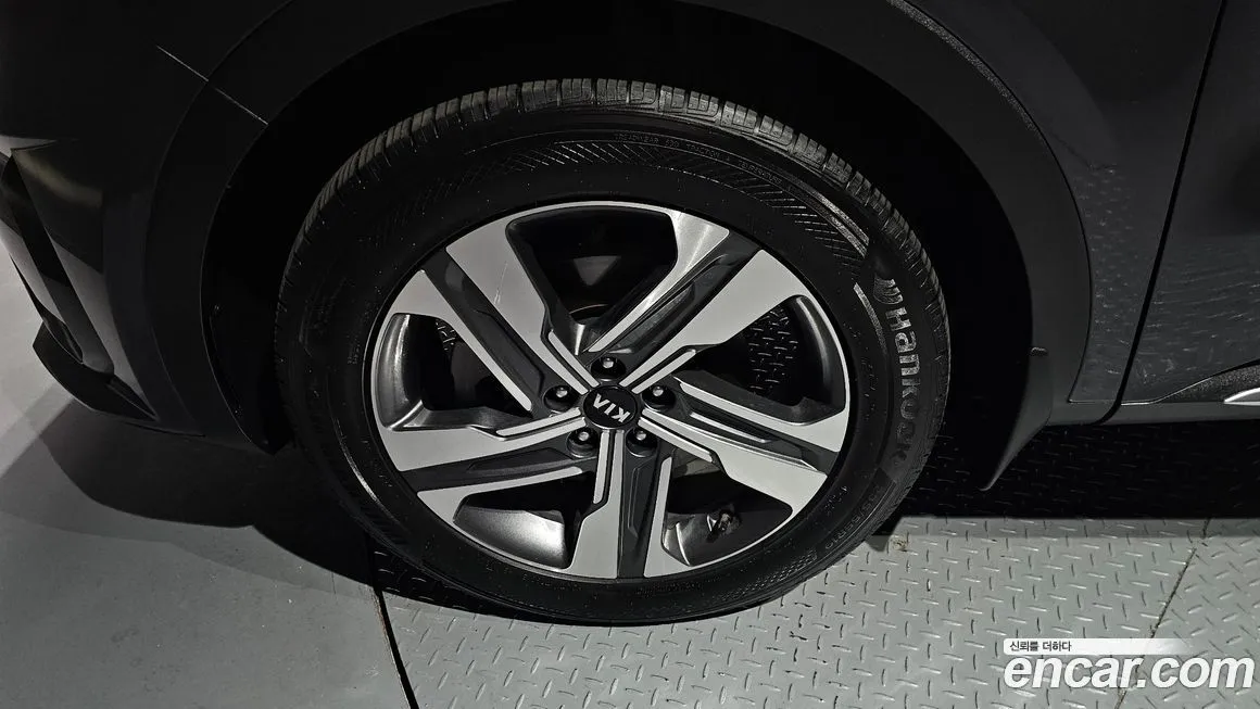 Kia Sorento — фото 10