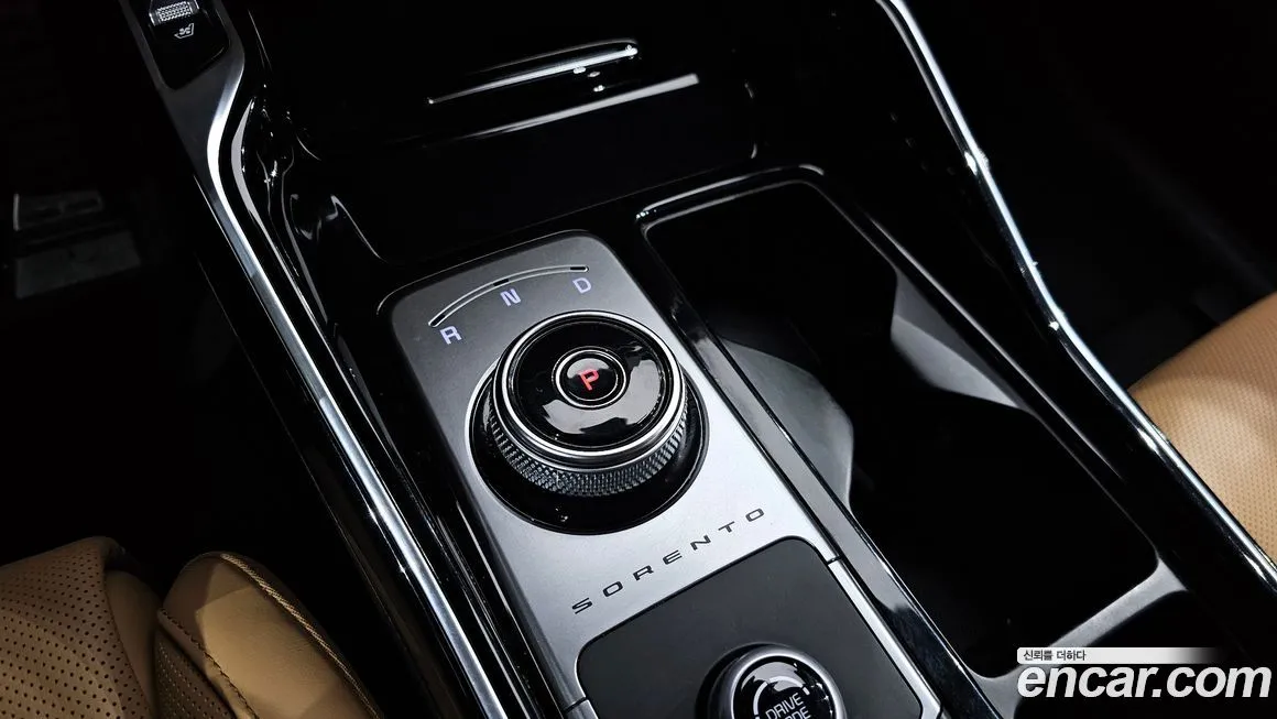 Kia Sorento — фото 5