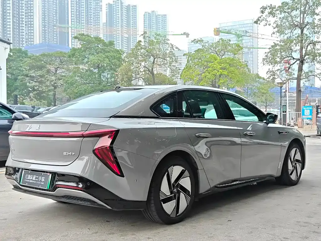 Hongqi EH7 — фото 9
