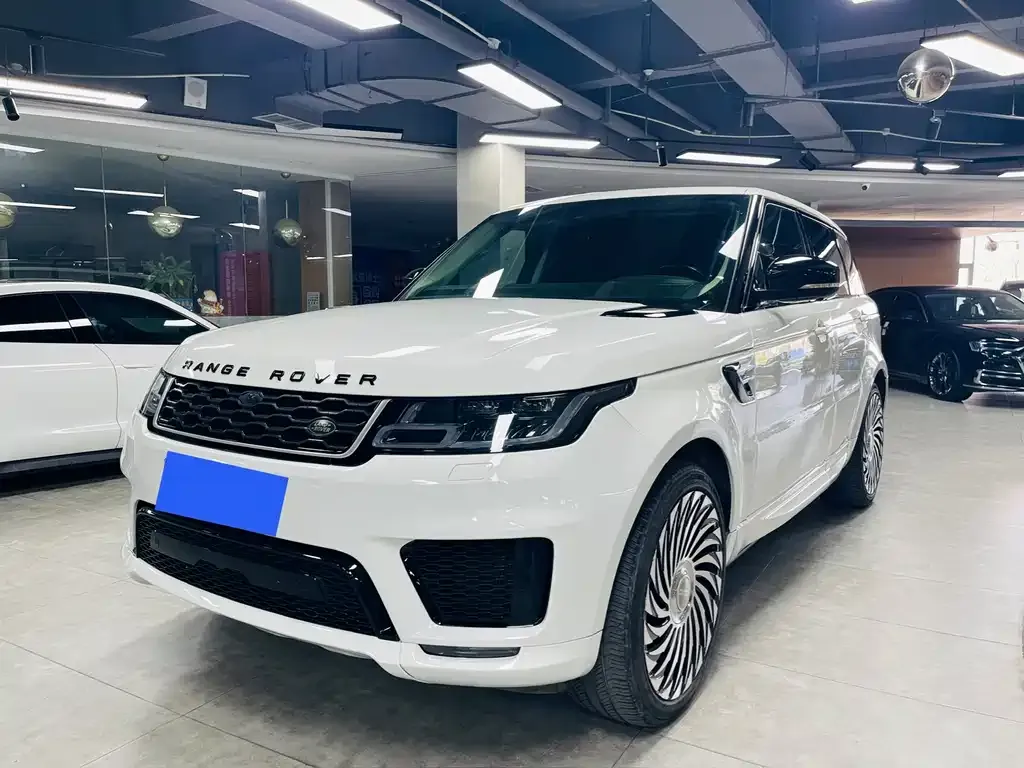 Land Rover Sport — фото 1