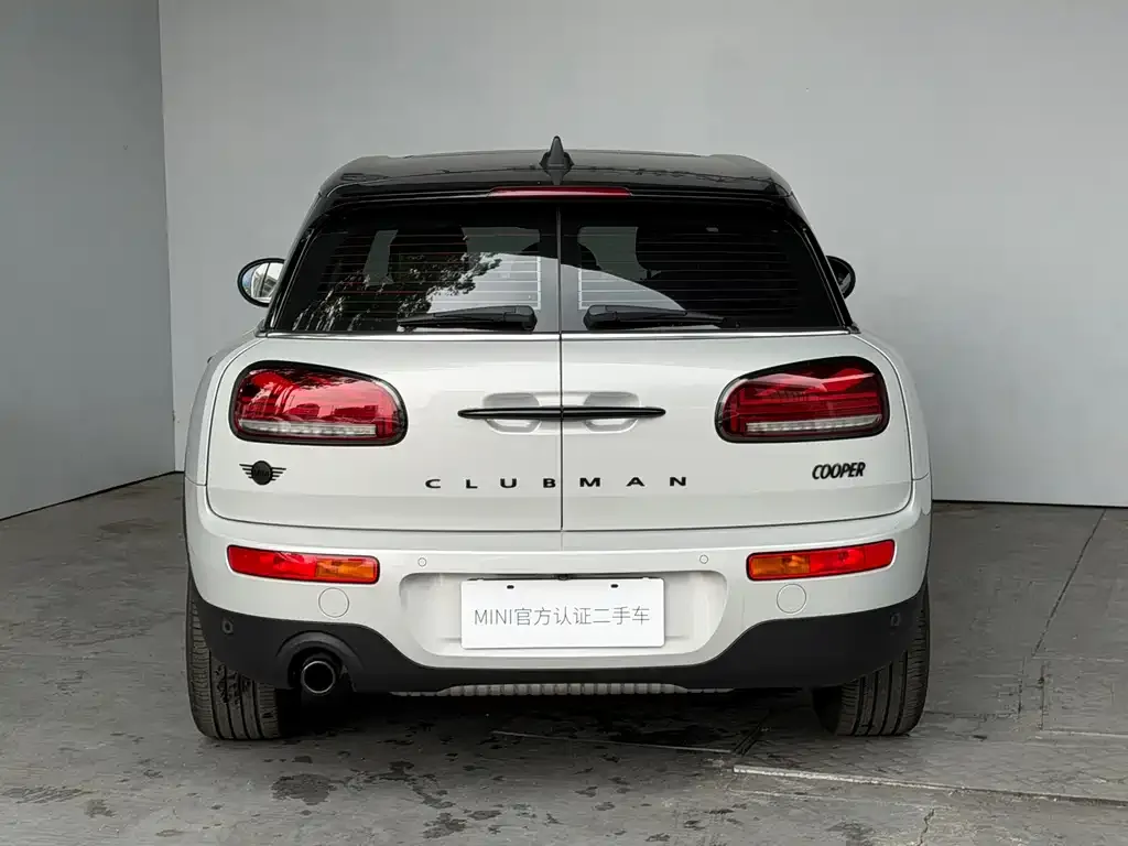 MINI Clubman — фото 2