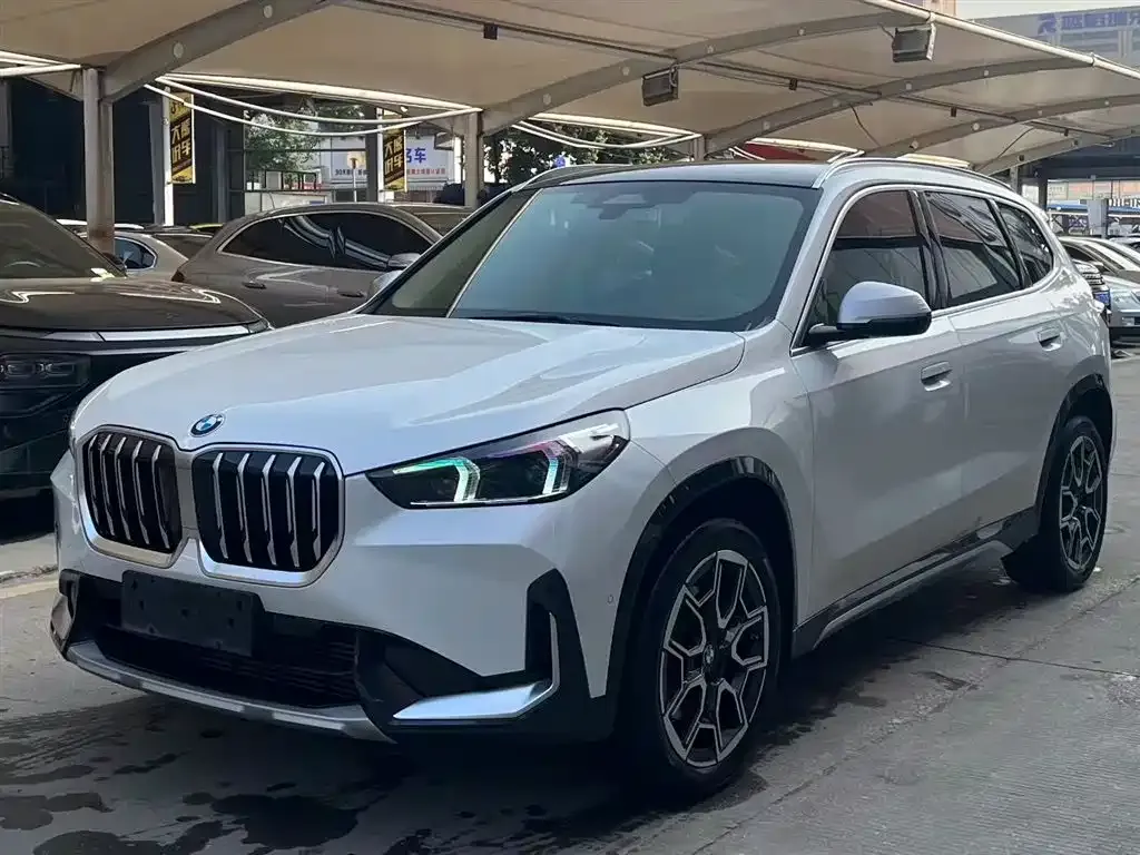 BMW X1 — фото 8