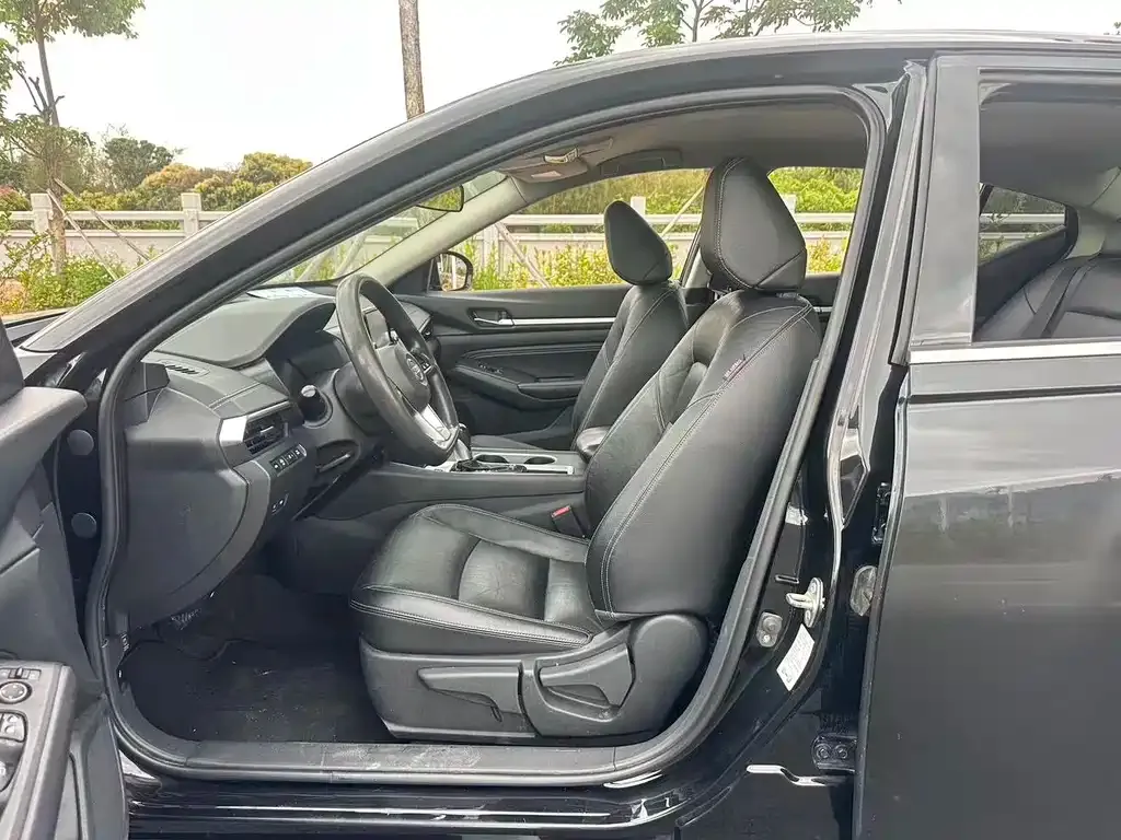 Nissan Teana — фото 2