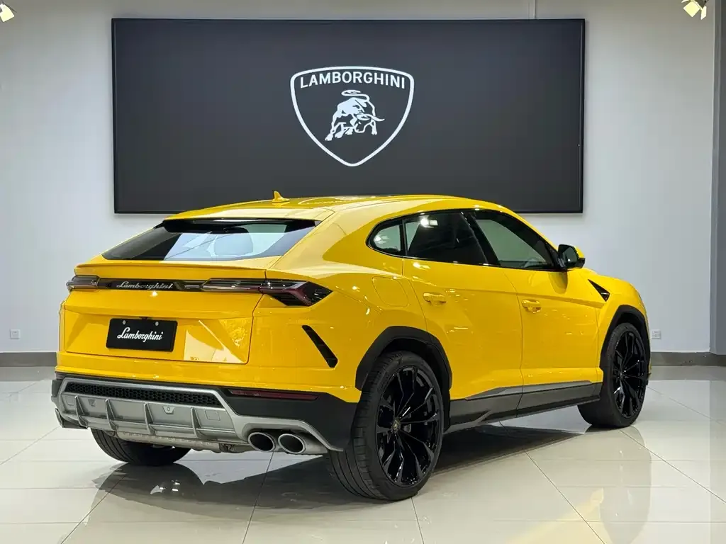 Lamborghini Urus — фото 5