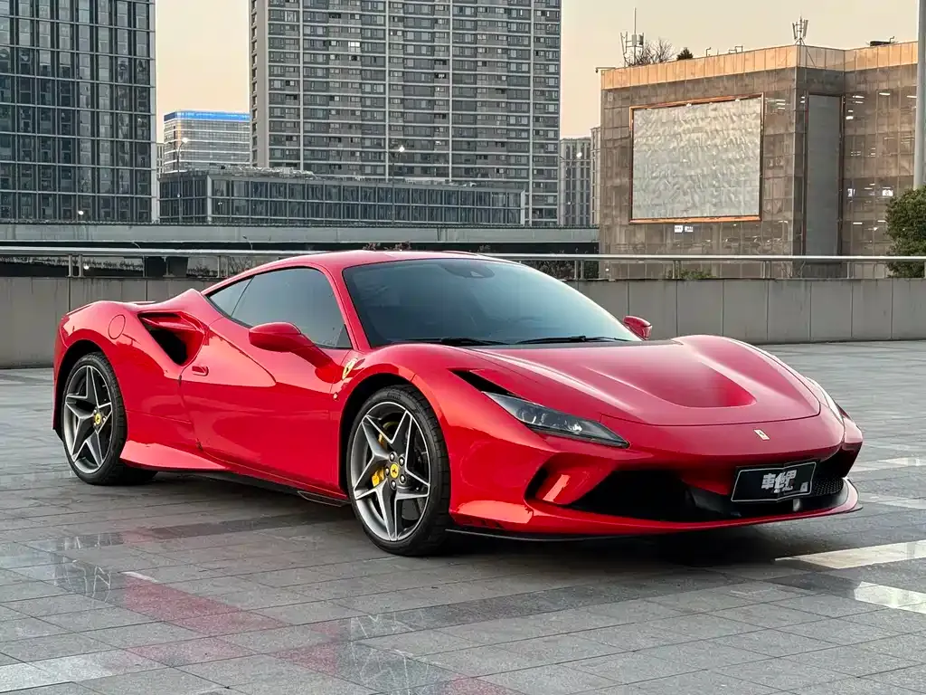 Ferrari F8 — фото 1