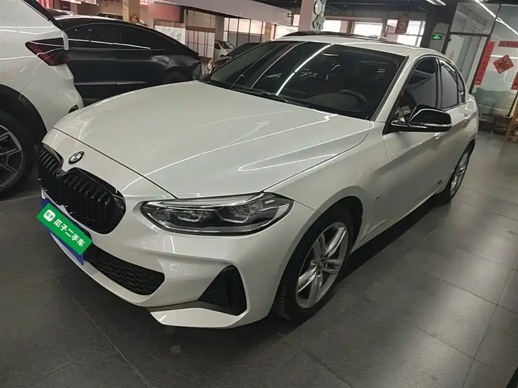 BMW 1 Series — фото 1