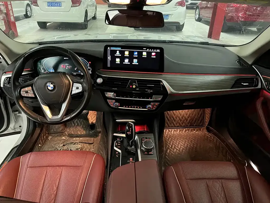 BMW 5 Series New Energy — фото 6