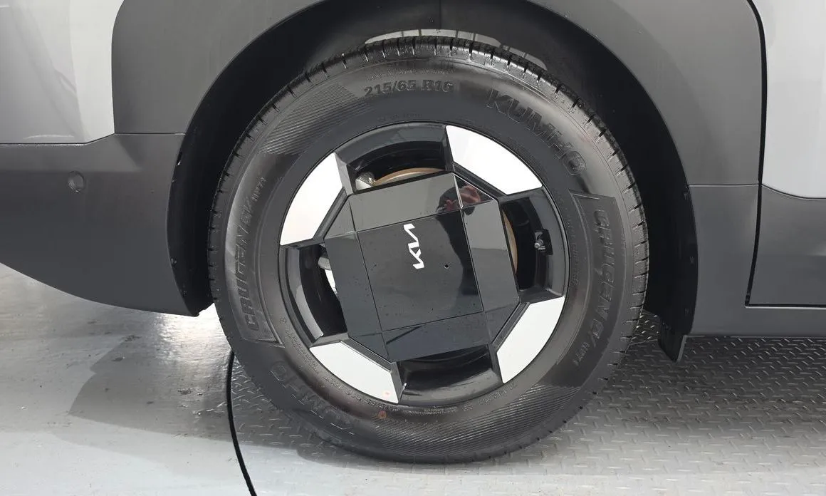 Kia PV5 — фото 8
