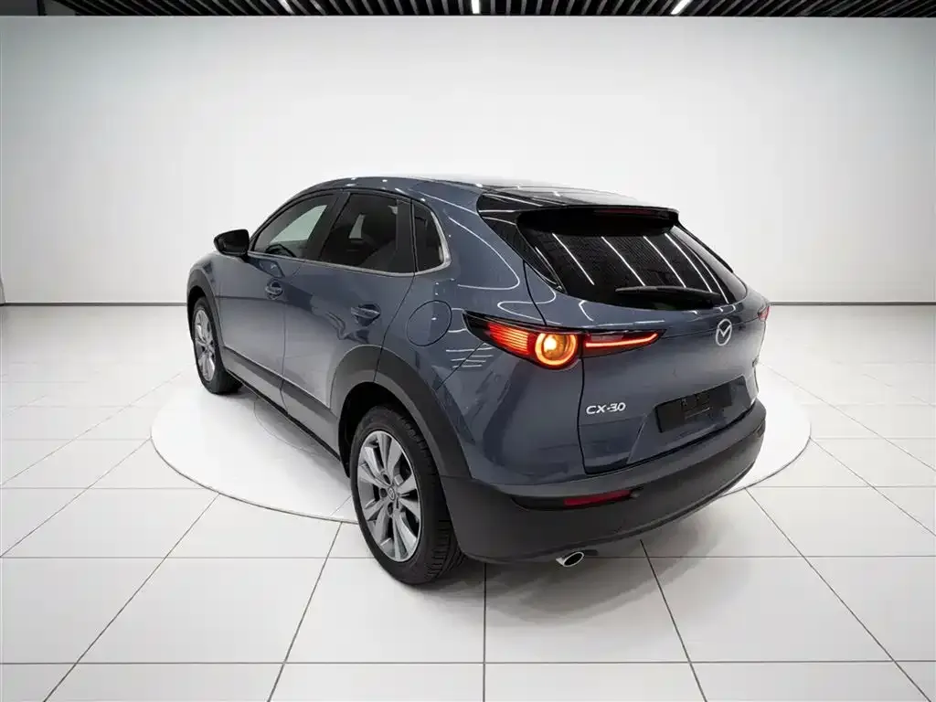 Mazda CX-30 — фото 5