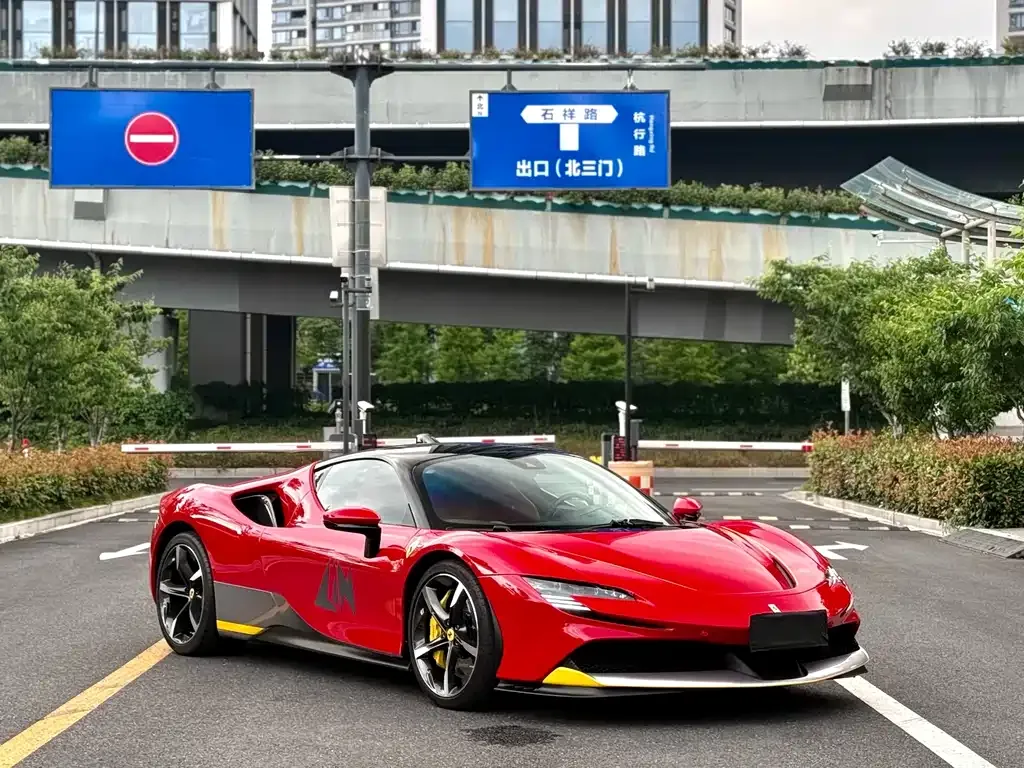 Ferrari SF90 — фото 7