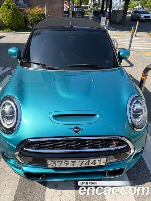 Mini Cooper Convertible — фото 1