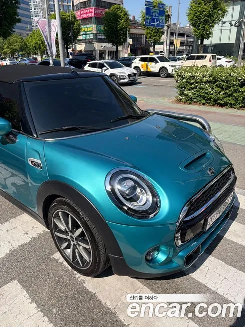 Mini Cooper Convertible — фото 3