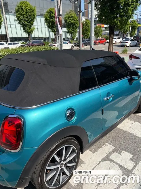 Mini Cooper Convertible — фото 6