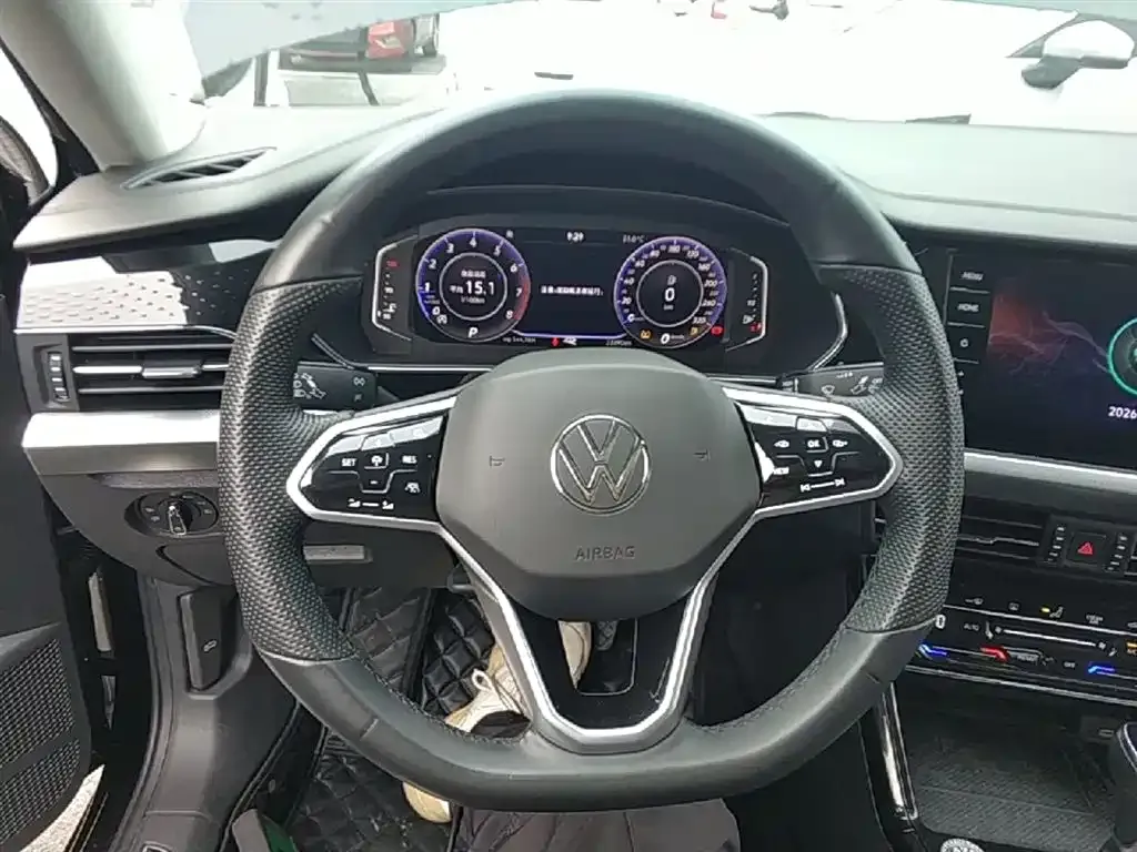 Volkswagen Passat — фото 6