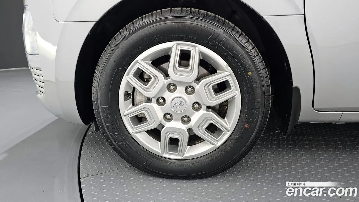 Hyundai Staria — фото 6