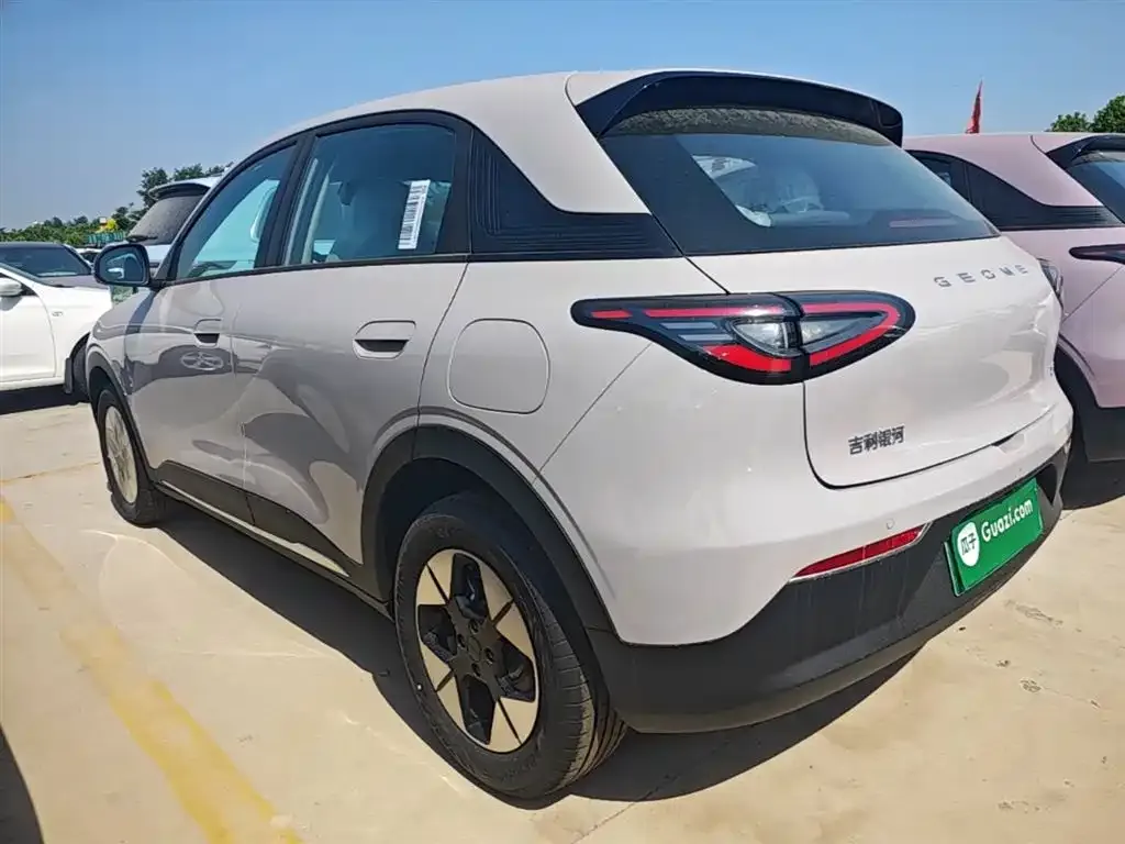 Geely Starburst — фото 7