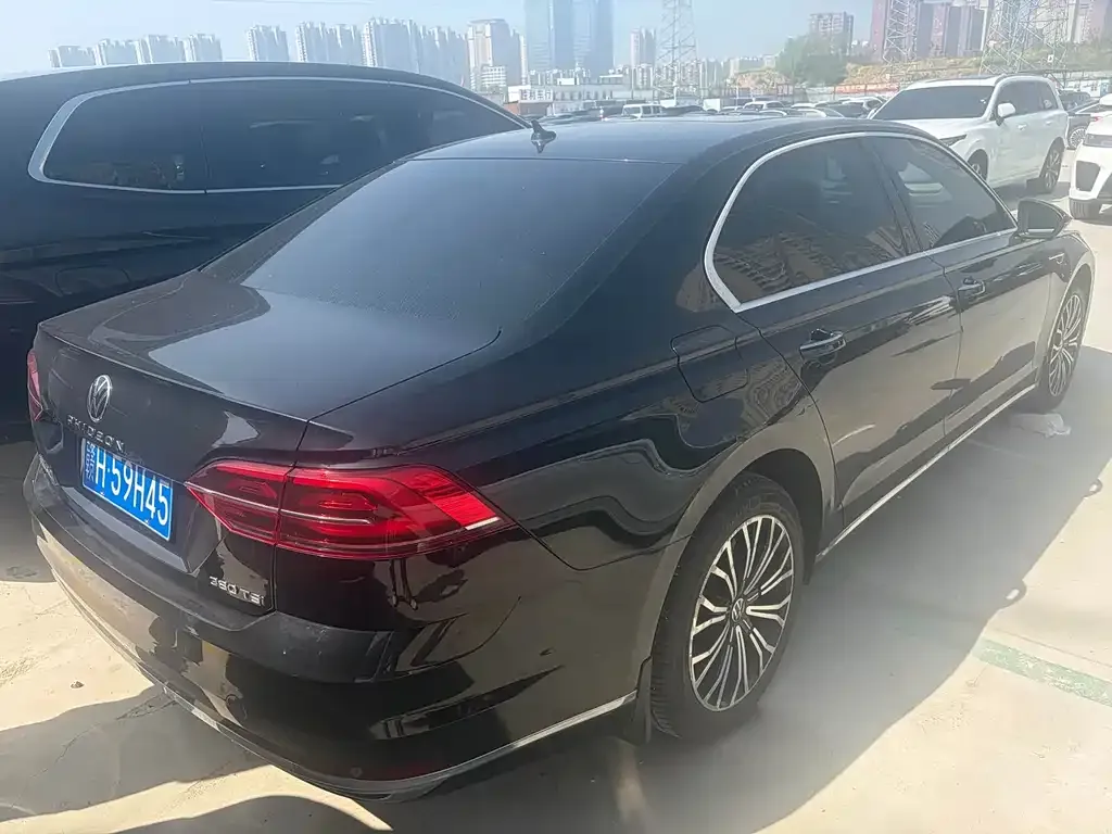 Volkswagen Phideon — фото 2