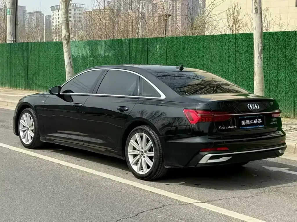 Audi A6L — фото 7
