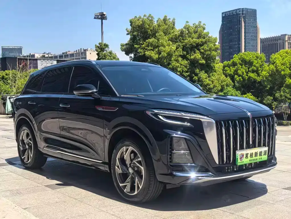 Hongqi HS3 PHEV — фото 3