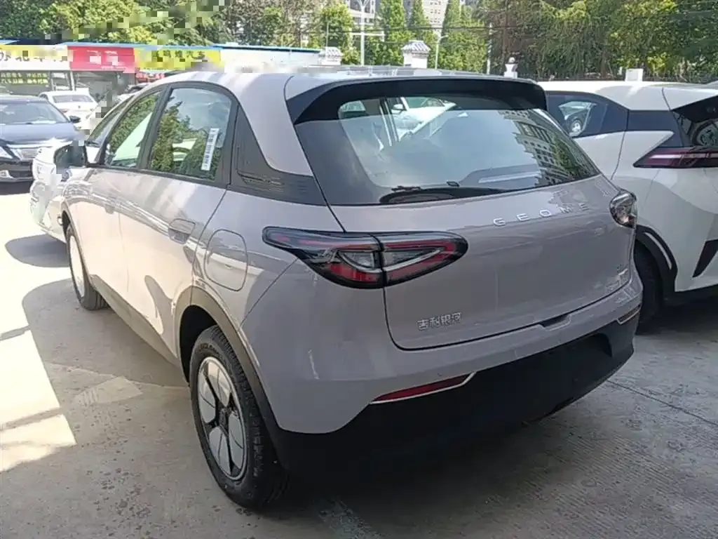 Geely Starburst — фото 10
