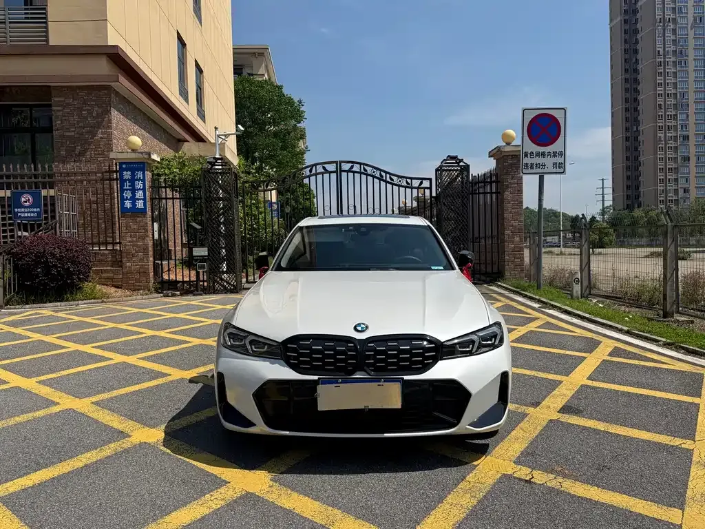 BMW 3 Series — фото 1