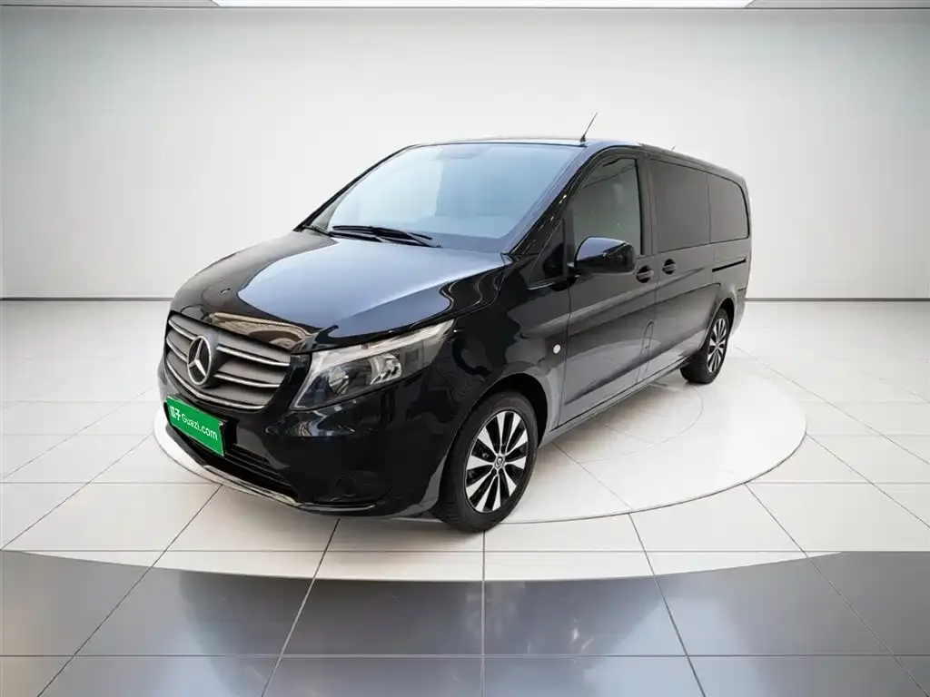 Mercedes-Benz Vito — фото 1