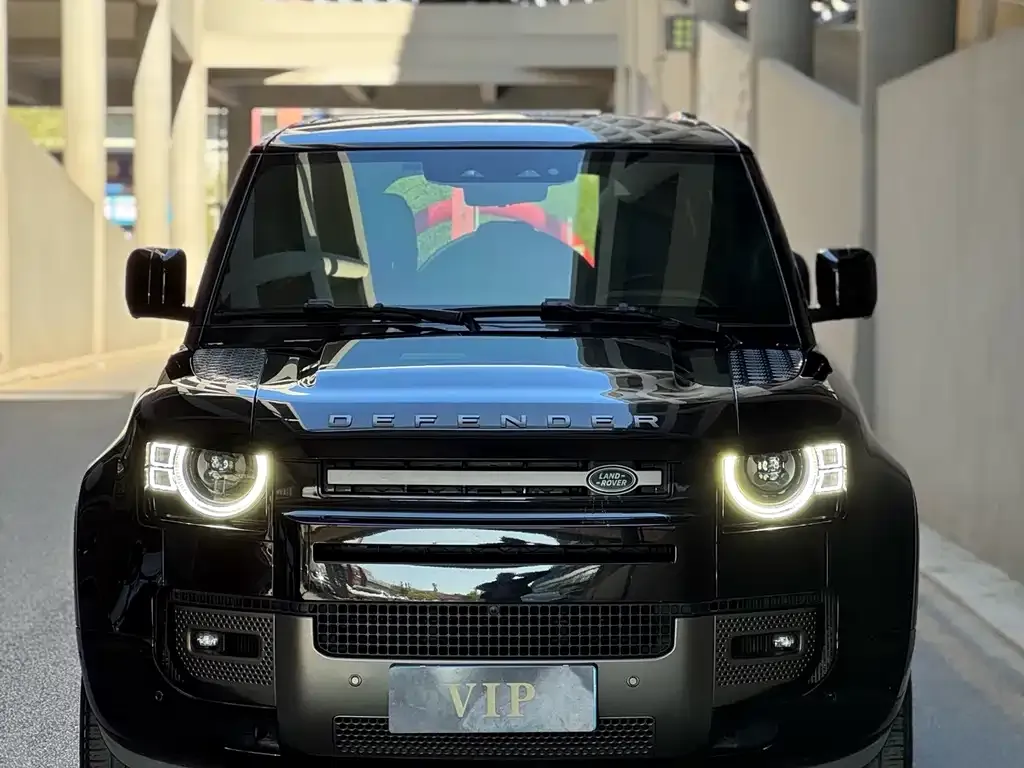 Land Rover Defender — фото 10
