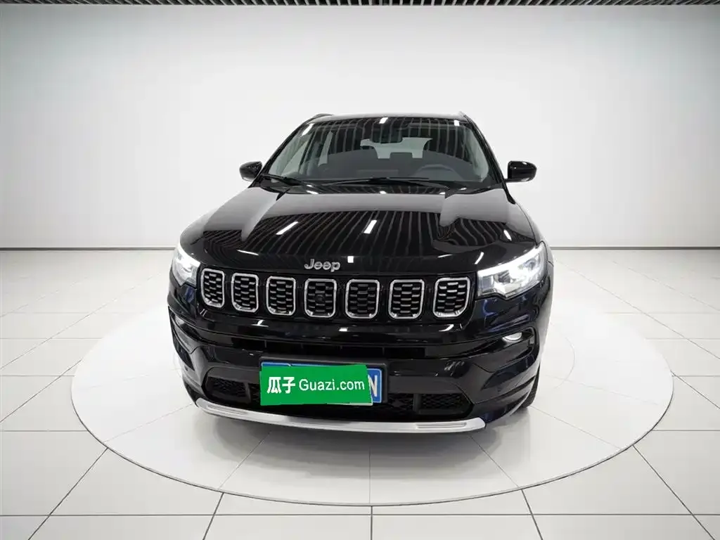 Jeep Compass — фото 3