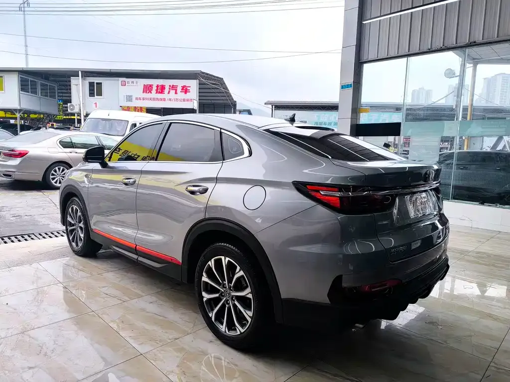 Changan CS85 COUPE — фото 9