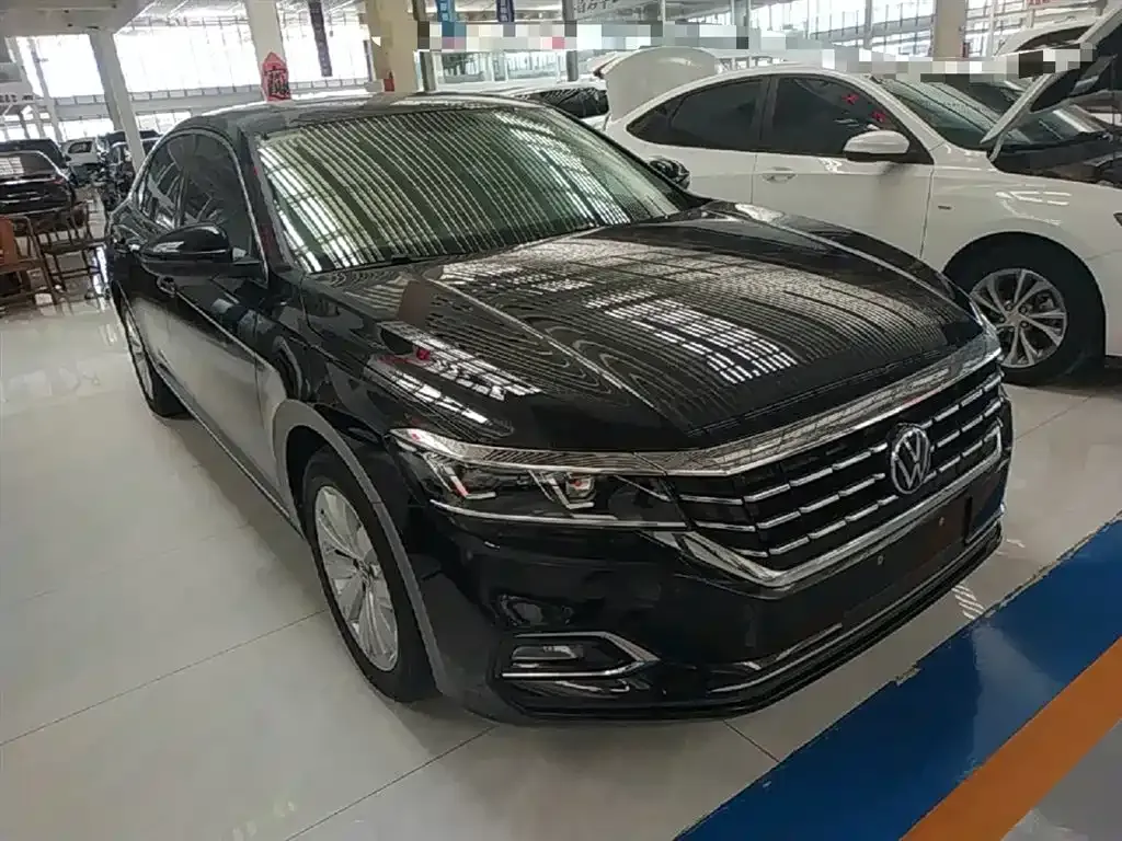 Volkswagen Passat — фото 6