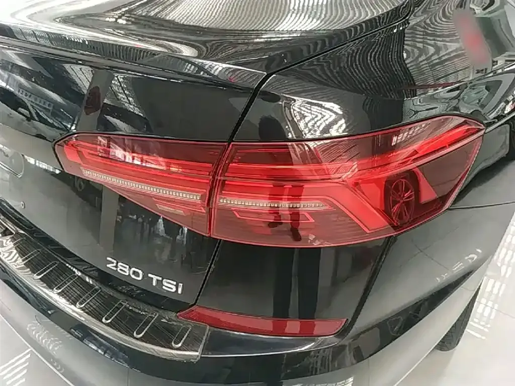 Volkswagen Passat — фото 10